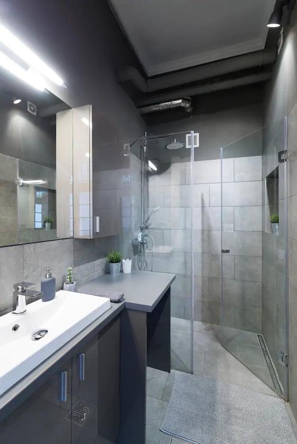 Vaci Street Premier Apartment บูดาเปสต์ ภายนอก รูปภาพ