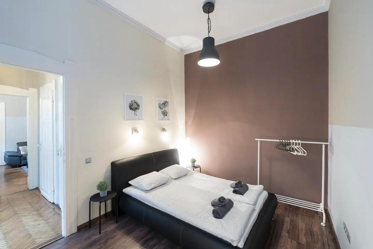 Vaci Street Premier Apartment บูดาเปสต์ ภายนอก รูปภาพ